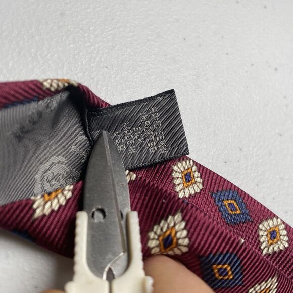 ROBERT TALBOTT  Men's Silk Necktie USA Designer Geometric Red EUC - Picture 6 of 8